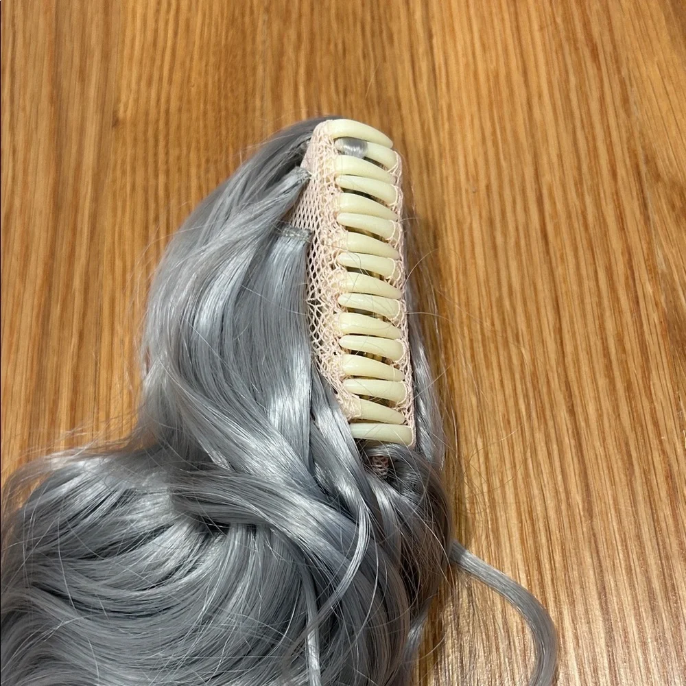 Elegant Silver Gray Women's Wavy Hair Clip Extension pony tail new